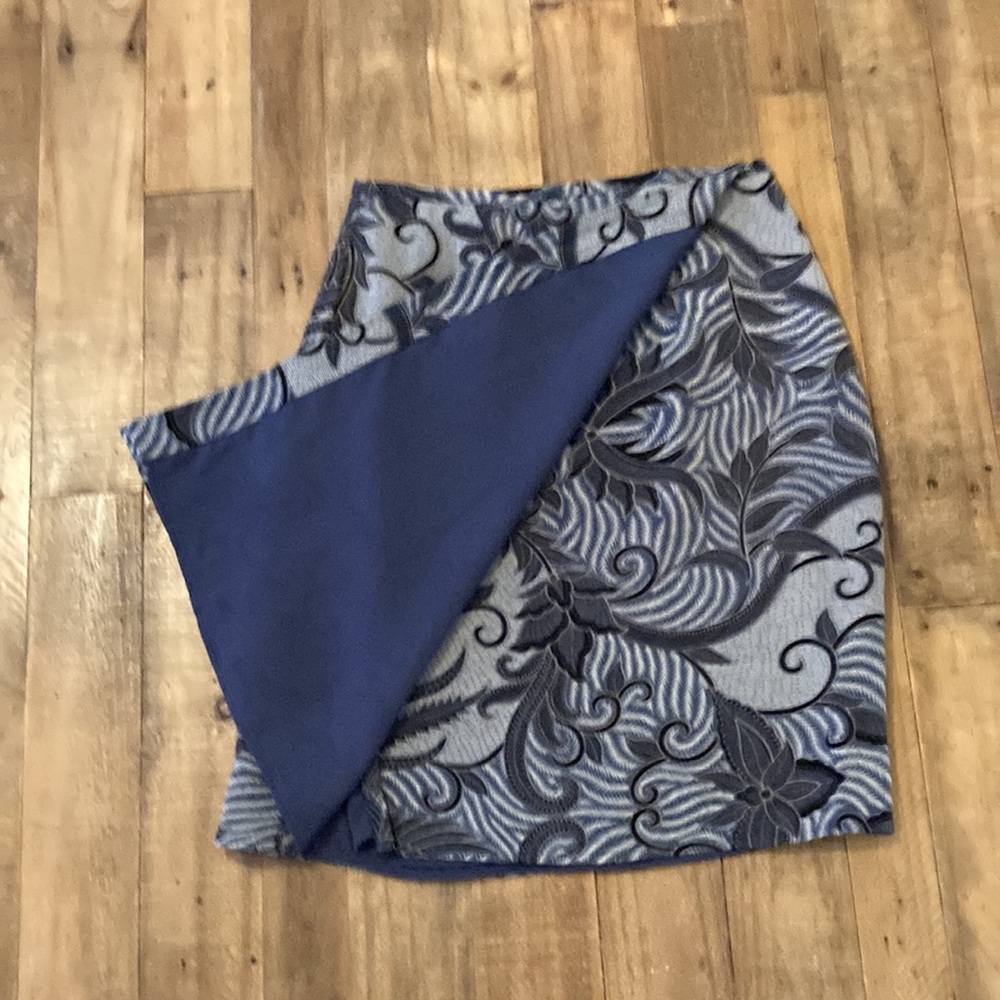 Wrap skirt Ann Taylor beautiful blue and gray design